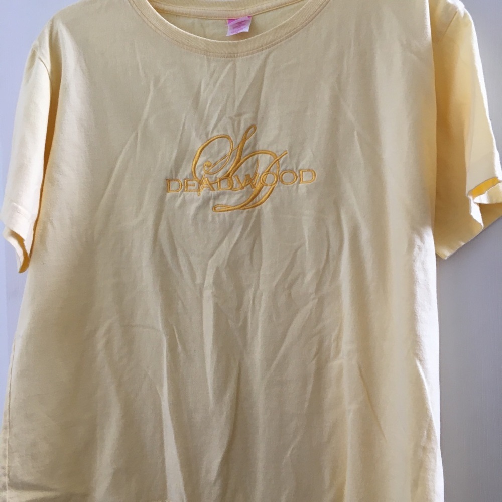 FINAL MARKDOWN LADIES deadwood tee extra large